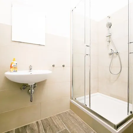 Tolstov - 2 - Citycenter - 25 Min To Messe Dus Krefeld