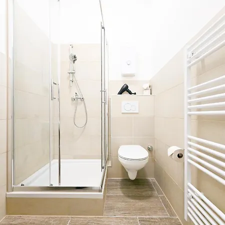 Tolstov - 2 - Citycenter - 25 Min To Messe Dus